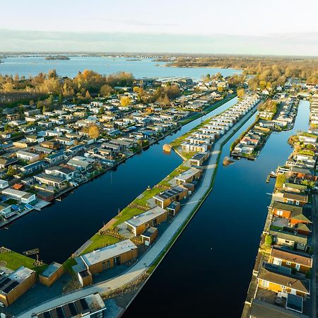 Marinapark Residentie Nieuw Loosdrecht Vila Exterior foto